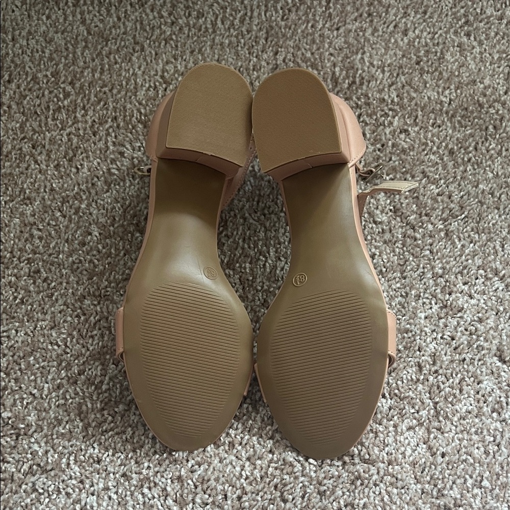 Lulu's Harper Almond Heeled Sandals, 8.5, NWT - Picture 4 of 5